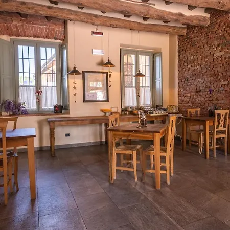 Country house Cascina Pezzolo